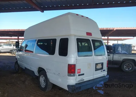 2009 Ford E-350 Super Duty Commercial/Recreational z USA, uszkodzony, nr VIN 1FTDS34L29DA61924